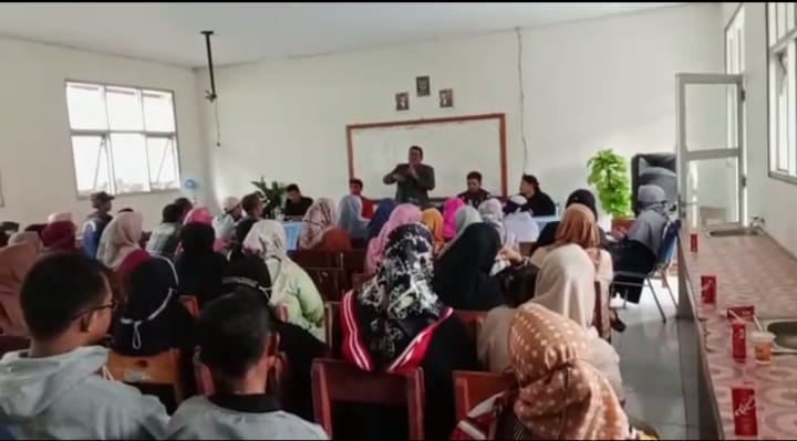 Komite Sekolah Bersama Kepala Sekolah SMUN 1 Parung Panjang Gelar Rapat Musyawarah Panitia Wisuda dan Studi Tour