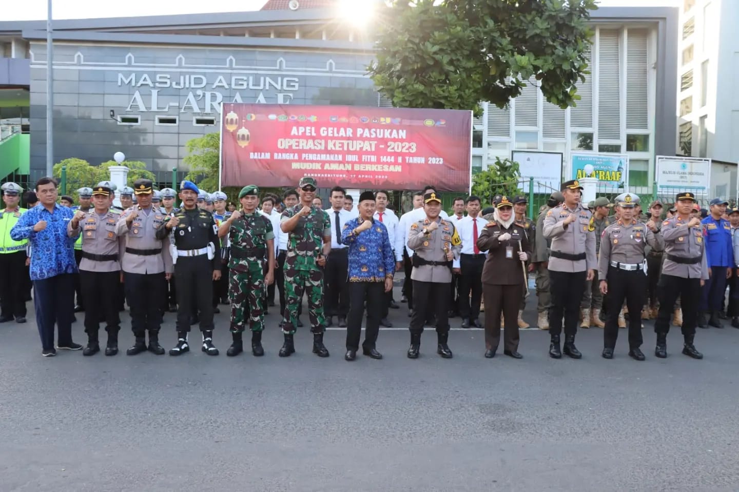 Kapolres Lebak Pimpin Apel Gelar Pasukan Operasi Ketupat Maung 2023 Pengamanan Idul Fitri 1444 H