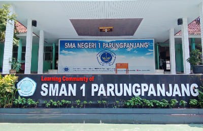 Pelajar Antusias Masuk SMAN 1 Penggerak Parung panjang