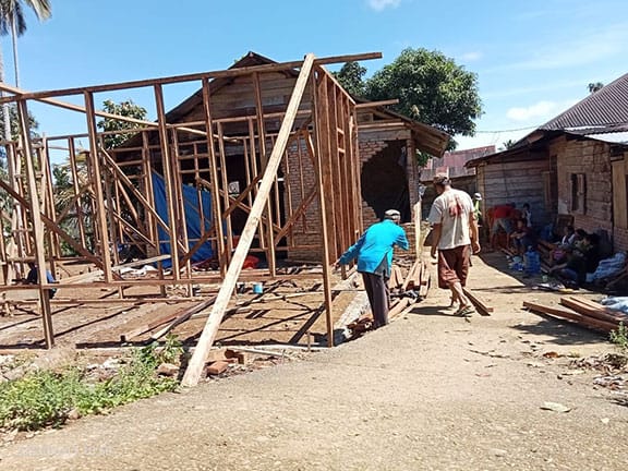 Anggota DPR RI M.Iqbal Berikan Bantuan Bedah Rumah Sebanyak Lima Buah di Jorong Pinagar